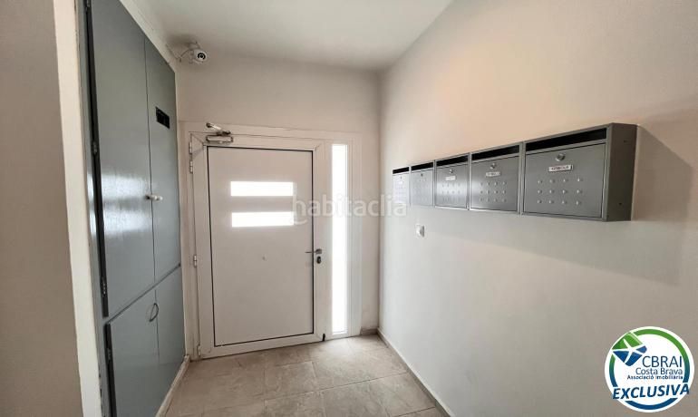 Foto 4c2721ec-6b82-4ef8-89fa-39540f531601. Apartament amb calefacció a Centre Roses