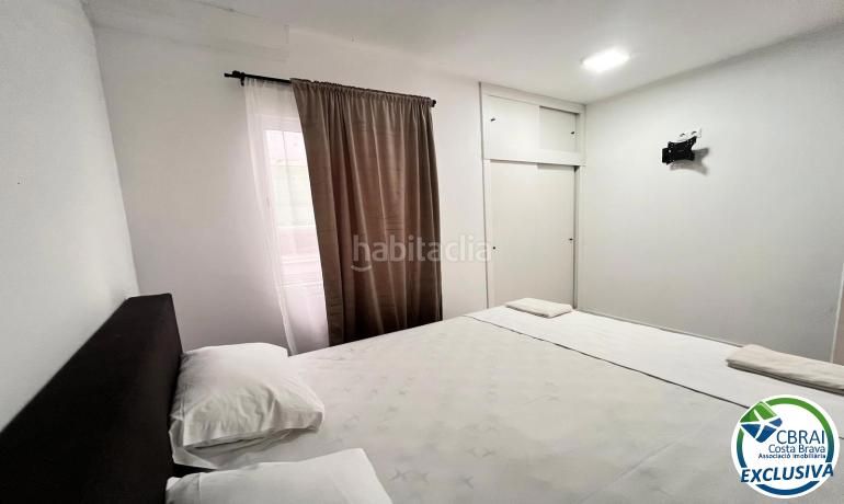 Foto b0bbedd0-ee06-4236-ab58-0dec6e43ca61. Apartament amb calefacció a Centre Roses