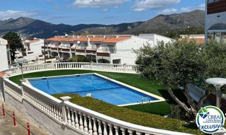 Estudi  Carrer ramon muntaner. Encantador estudio con licencia turística, terraza y vistas a la