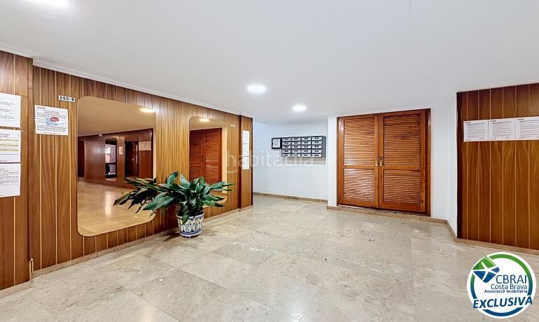 Foto 8b867b17-e90f-4632-8949-95216803afde. Apartament a Centre Roses