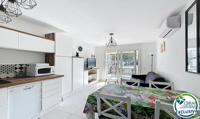 Foto f281f3fc-8c10-4acb-b773-57955ef5dba8. Apartament a Moxó - Sant Mori Empuriabrava