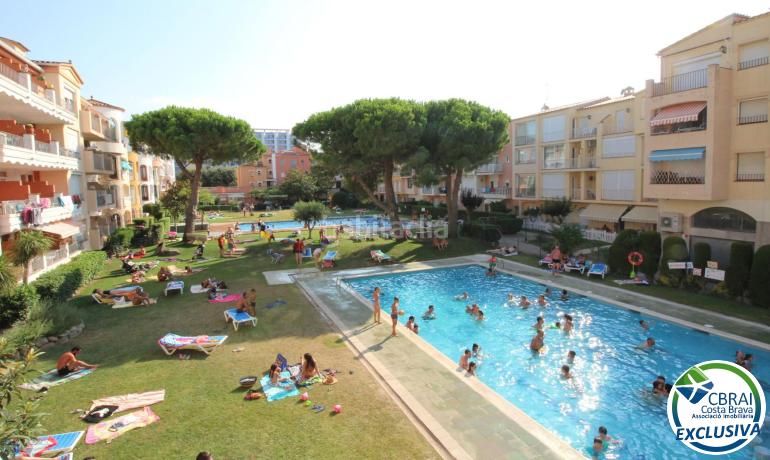 Foto 580e5a71-ce45-4771-b109-ca5ca38f90c2. Apartament amb piscina a Muga - Gran Reserva - Badia Empuriabrava