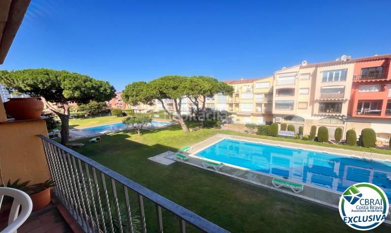 Foto 5cf3beb3-c70e-4723-b2b8-65a00cd39940. Apartament amb piscina a Muga - Gran Reserva - Badia Empuriabrava