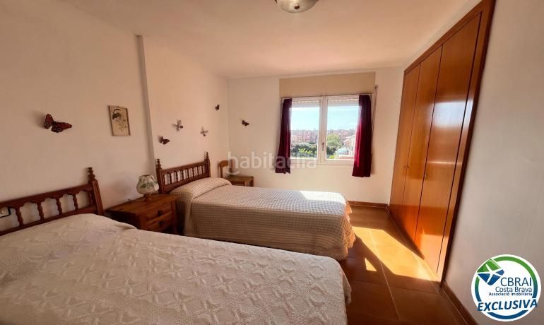 Foto 8ea0962b-f2de-4cb5-b01b-1abaec3285d1. Apartament amb piscina a Muga - Gran Reserva - Badia Empuriabrava