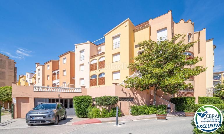 Foto c8d6e9d4-046a-4795-9033-14470d326d16. Apartament amb piscina a Muga - Gran Reserva - Badia Empuriabrava