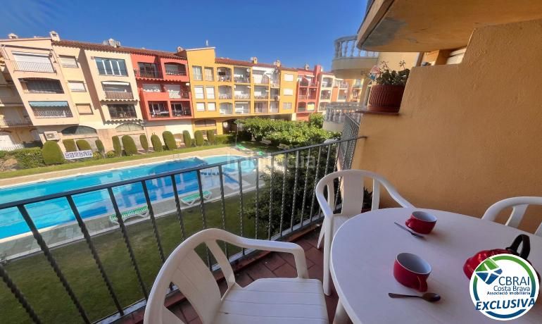 Foto e0aa5763-e735-4e85-a711-77e0de00aec7. Apartament amb piscina a Muga - Gran Reserva - Badia Empuriabrava