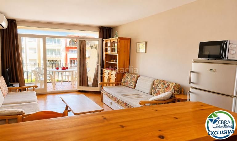 Foto fe701495-0a53-470e-a028-c704948d77b1. Apartament amb piscina a Muga - Gran Reserva - Badia Empuriabrava