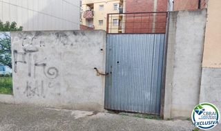 Residential Plot  Carrer de tapís. Venta de terreno para construir un edificio en figueres.