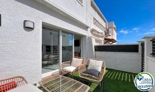 Reihenhaus  Avinguda de la bocana. Casa con amarres 8x3 en santa margarita - roses