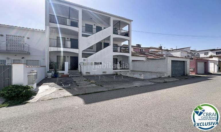 Foto 6f95e20e-7411-4ec6-8840-e7bcb48a198d. Apartament amb aparcament a Alberes Empuriabrava