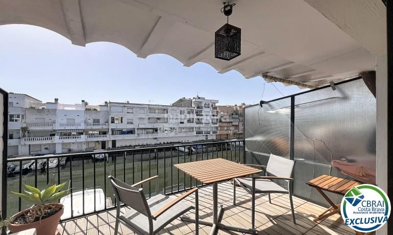 Foto ab7dcfce-0b9d-4d47-8264-aac0881b7bb9. Apartament amb aparcament a Alberes Empuriabrava
