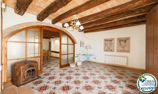 Casale  Carrer major. Exclusiva masía del siglo xvi con licencia de turismo rural