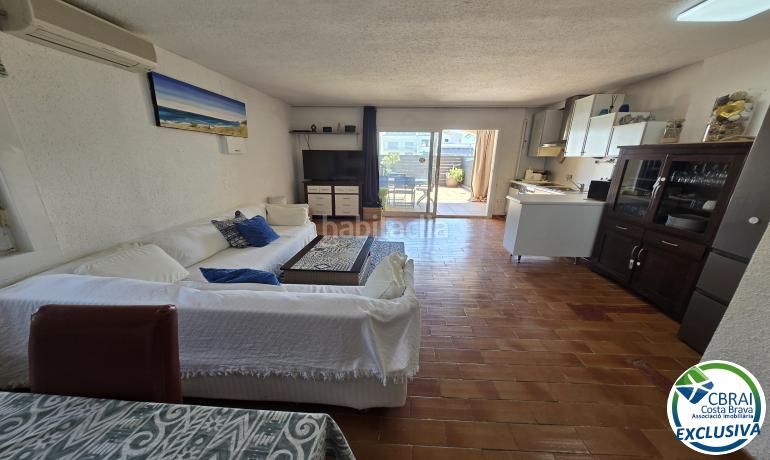 Foto 93390478-e030-4c08-8ac5-ca22949b8120. Apartament amb aparcament a Salins - Cavall de Mar Empuriabrava