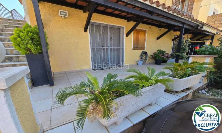 Foto e1087aff-3cd5-4939-bb80-0c54e7c772b1. Apartament amb aparcament a Salins - Cavall de Mar Empuriabrava