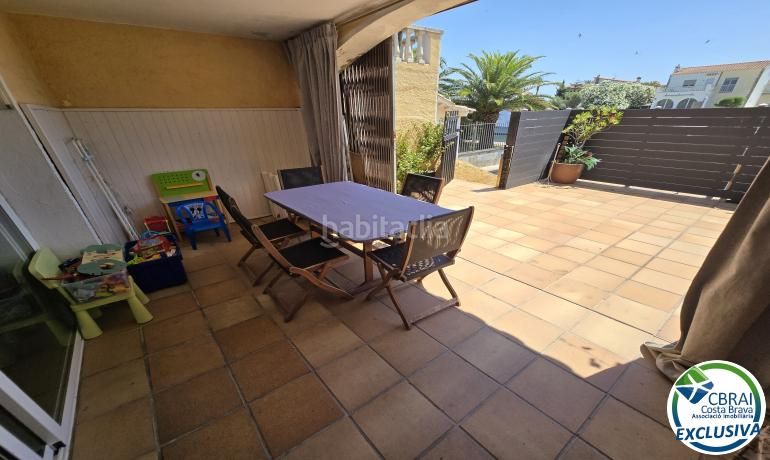 Foto e55a82b3-b7bf-4875-ba22-1ce7c32d3000. Apartament amb aparcament a Salins - Cavall de Mar Empuriabrava