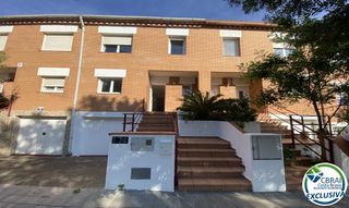 Casa adossada  Carrer de la riera ginjolers. En venta: magnífica casa adosada en roses, zona els grecs
