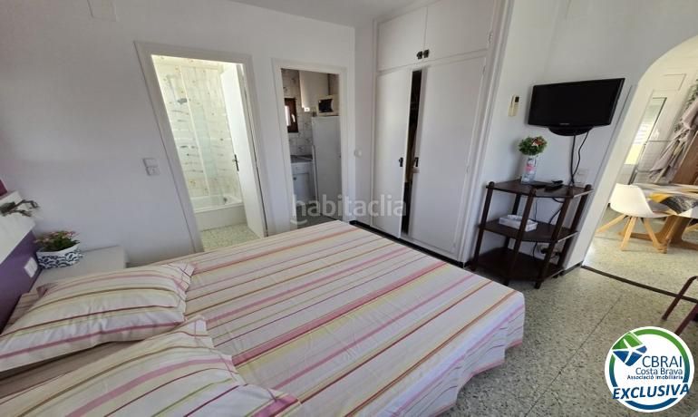 Foto d269f7bb-f233-4d55-9ab6-a7ece6f99ad3. Casa amb aparcament piscina a Peni Empuriabrava