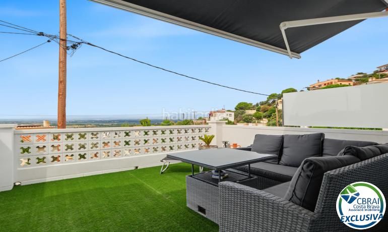 Foto adeb9d4c-aa88-4b26-b7f6-5d01a0985883. Casa amb calefacció aparcament piscina a Nord Roses
