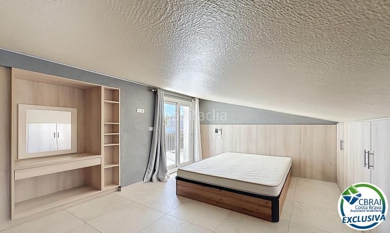 Foto ecdb3936-e2cb-447e-8018-5e29b2711347. Casa amb aparcament a Peni Empuriabrava