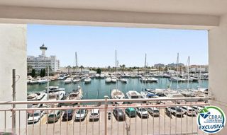 Studio  Carrer port grec. Port grec nautica gran estudio con cabina a reformar, con vistas