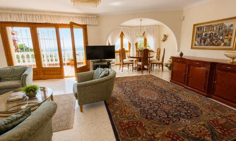 Foto 8e7b9ba7-c519-4b3f-b7ca-cc3645bb16b6. Casa amb aparcament a Puig Rom-Canyelles-Almadrava Roses