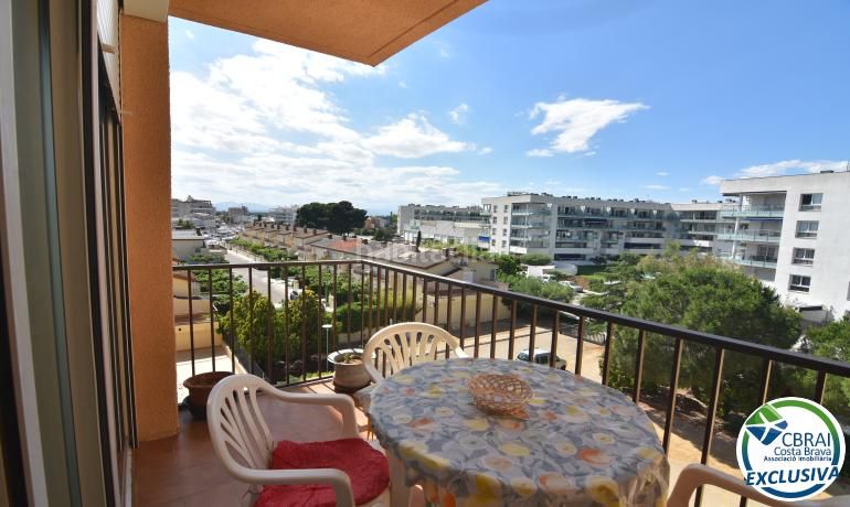 Foto 54c19879-3c1f-4493-9eb6-74b1316cdafd. Apartament amb aparcament piscina a Santa Margarida Roses