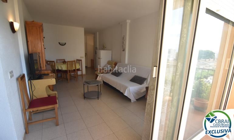 Foto bcd82bfc-e694-4615-af9e-341a99d1ada6. Apartament amb aparcament piscina a Santa Margarida Roses
