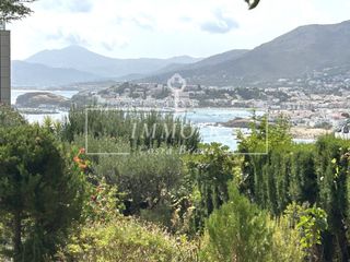 Maison  Carrer pompeu fabra. Casa en llançà con licencia turística, vistas al mar y a pocos m