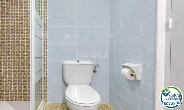Foto 9d4975eb-4c13-4b12-a2ad-b65ac738d983. Pis a Centre Roses
