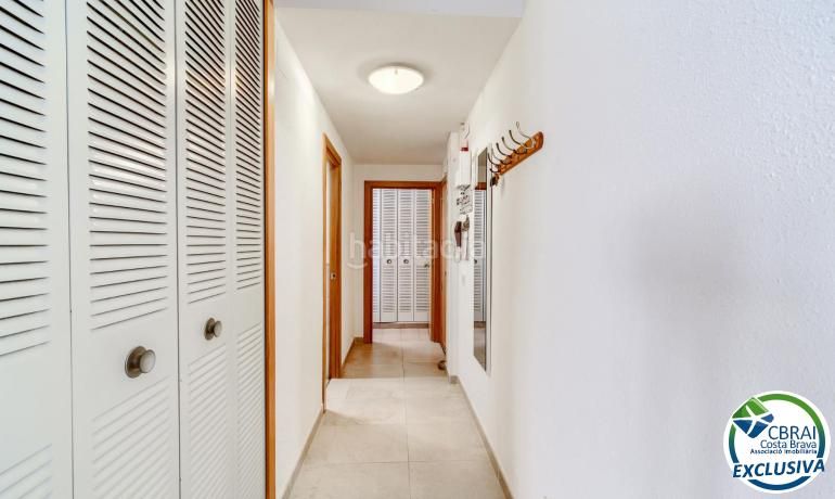 Foto 1b9bbd55-f7b7-4d47-b892-d495bba8f84d. Apartament a Salatar Roses