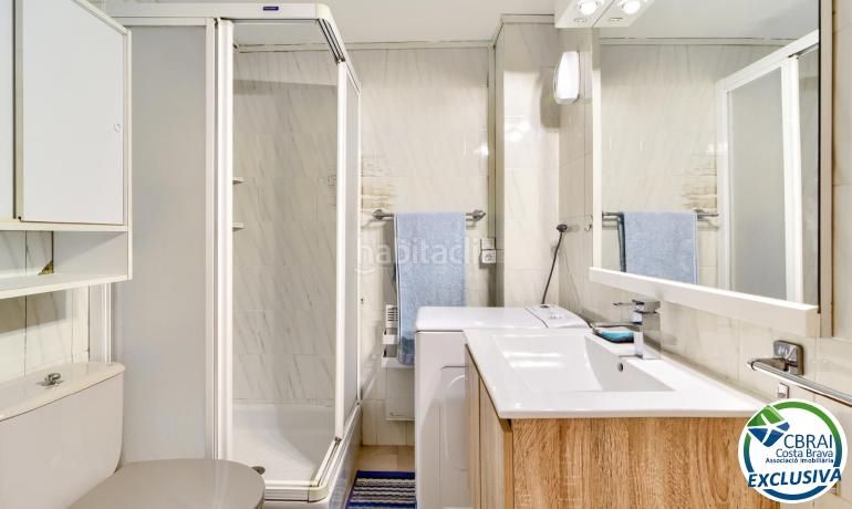 Foto 95d7f886-2983-42ba-b11e-9b0089b41b9c. Apartament a Salatar Roses