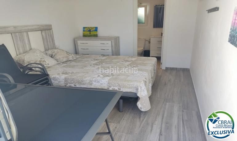 Foto 9d6437cb-bc2b-4d03-bc3f-dd7962127969. Casa amb aparcament piscina a Peni Empuriabrava
