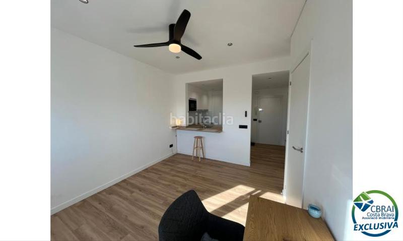 Foto e47900e5-d7b3-4b81-ad60-216bdda9f8fd. Apartamento piso completamente reformado de 47 m2 en venta en el centro . en Empuriabrava