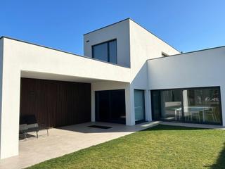 Chalet en Ns. Chalet estilo moderno