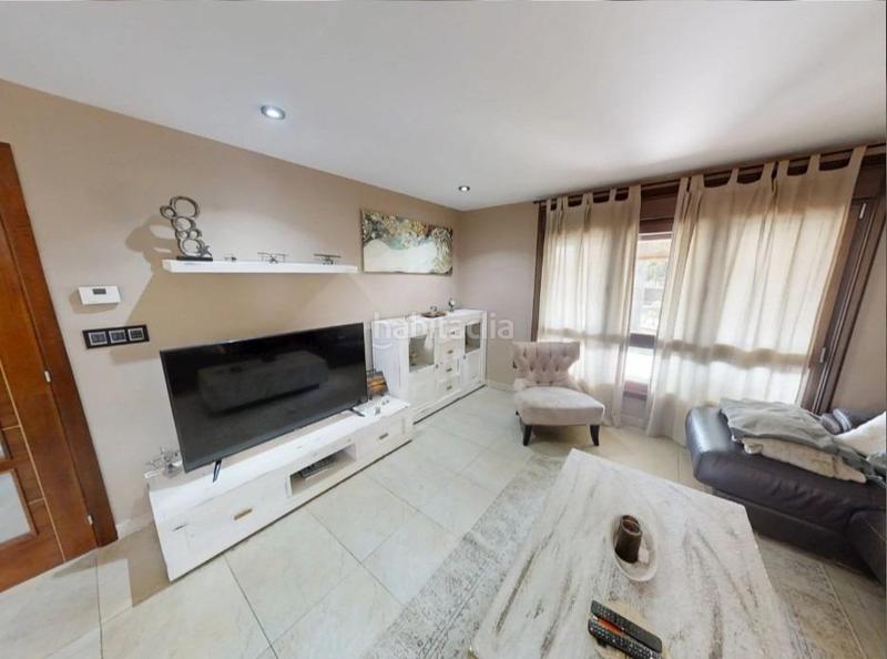 Foto 1826169d-eeef-4115-bf16-9c4c974ff3f3. Alquiler chalet sarandones en Abegondo