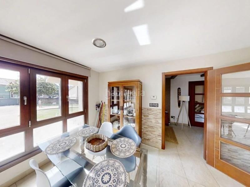 Foto 653abeac-6363-4a8d-9b15-887baadf5e60. Alquiler chalet sarandones en Abegondo