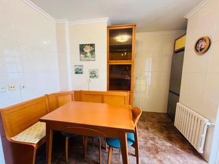 Rent Flat  Avenida avenida de mac-mahón. Piso en alquiler en esteiro, ferrol