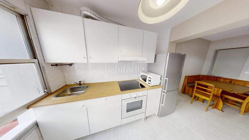 Foto 077f3b29-c836-4086-aac6-e6bfff6cbe68. Location appartement avec chauffage dans Monte Alto - Zalaeta - Atocha Coruña (A)