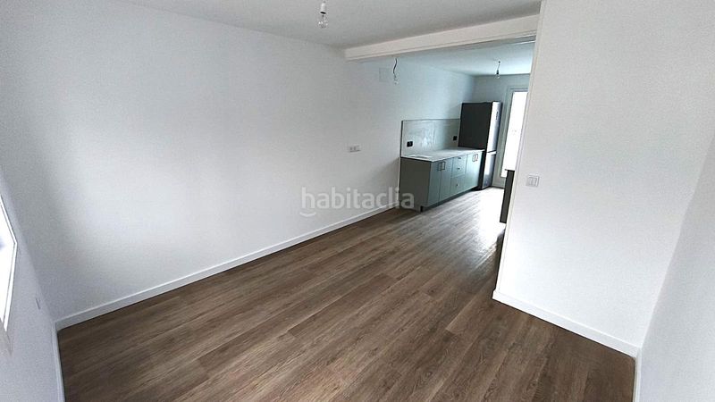 Foto cbf5aca7-e112-4e9e-abf0-4ce0bb1a8499. Apartament amb calefacció a A Gándara Narón
