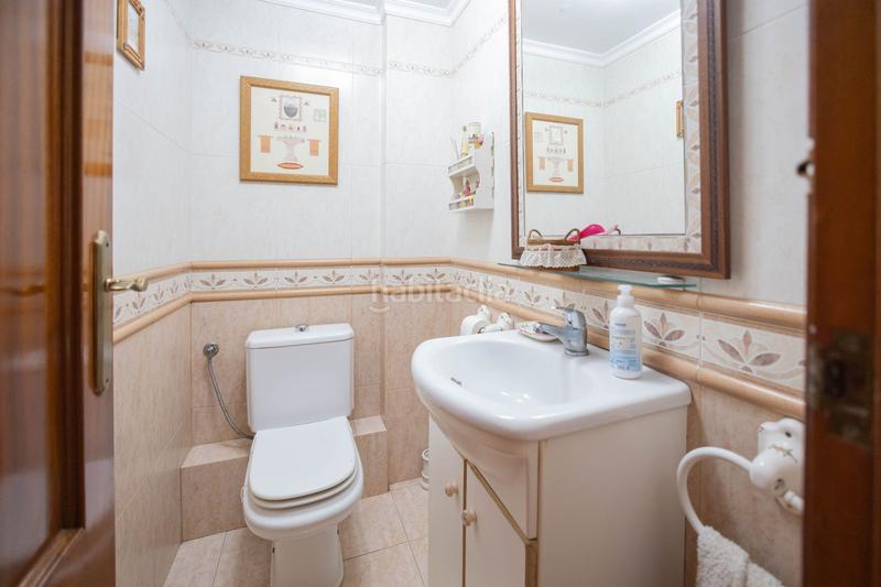 Foto 7fb30b3d-0eb3-4279-be3e-5717dd7e9e5e. Casa chalet adosado con piscina y jardin privado en Melilla