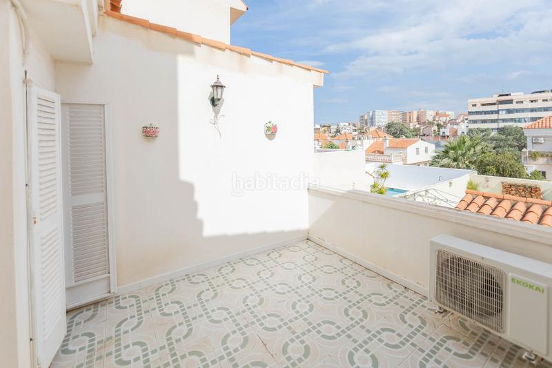 Foto e9ee7a4b-f4fb-4121-916d-50a4a1645c8c. Casa chalet adosado con piscina y jardin privado en Melilla
