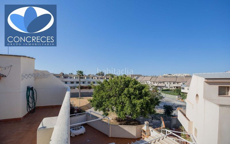 Foto a6b0d634-ba18-4217-81ac-396886241335. Casa amb calefacció aparcament a Alfonso XIII Melilla