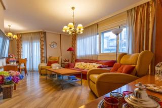 Pis a Isaac Peral. Piso de 90m2 de 3 habitaciones en el tesorillo