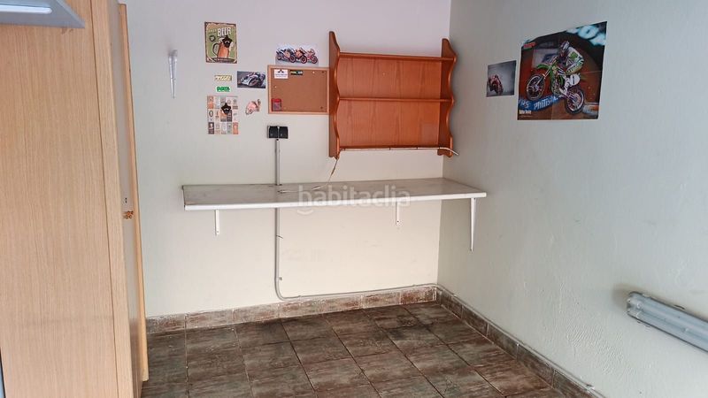 Foto 984fe920-1c64-4e26-a685-4c21c81ba64e. Aparcament cotxe a Hipódromo Melilla