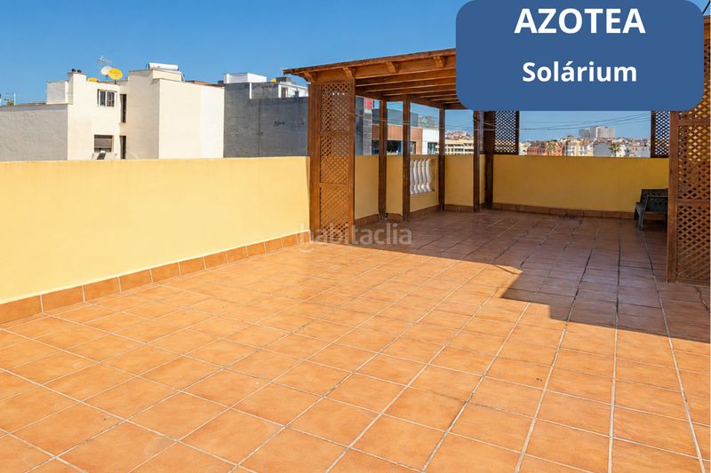 Foto 104d5a6a-3ba8-4960-9beb-6b7c5513e38e. Casa amb calefacció aparcament a Isaac Peral Melilla