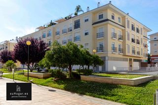 Lloguer Àtic a Avenida Elvas. Ático duplex jardines del guadiana
