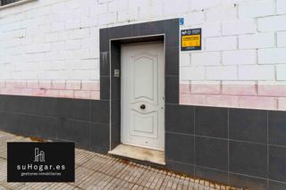 Lloguer Local Comercial a La Estación