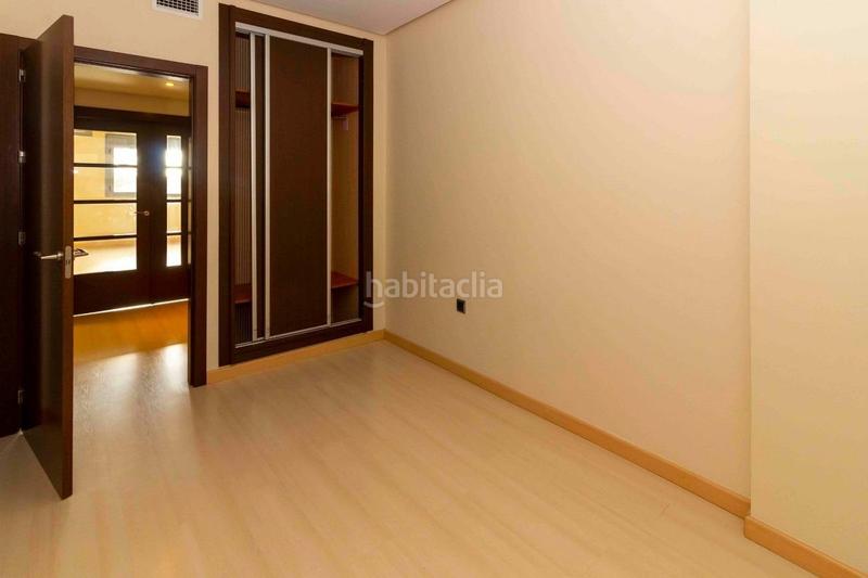 Foto 4c1ec67f-e3af-489c-882c-39f77c63eabd. Duplex con riscaldamento parcheggio in Maria Auxiliadora - Barriada de Llera Badajoz