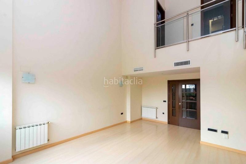 Foto dd4bb639-fd25-4ce7-94a5-8d5228662cf9. Duplex con riscaldamento parcheggio in Maria Auxiliadora - Barriada de Llera Badajoz