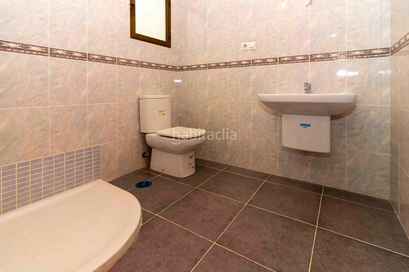 Foto 29333a80-ef69-46ef-9f32-e00ab70793b3. Casa  en la banasta en Maria Auxiliadora - Barriada de Llera Badajoz